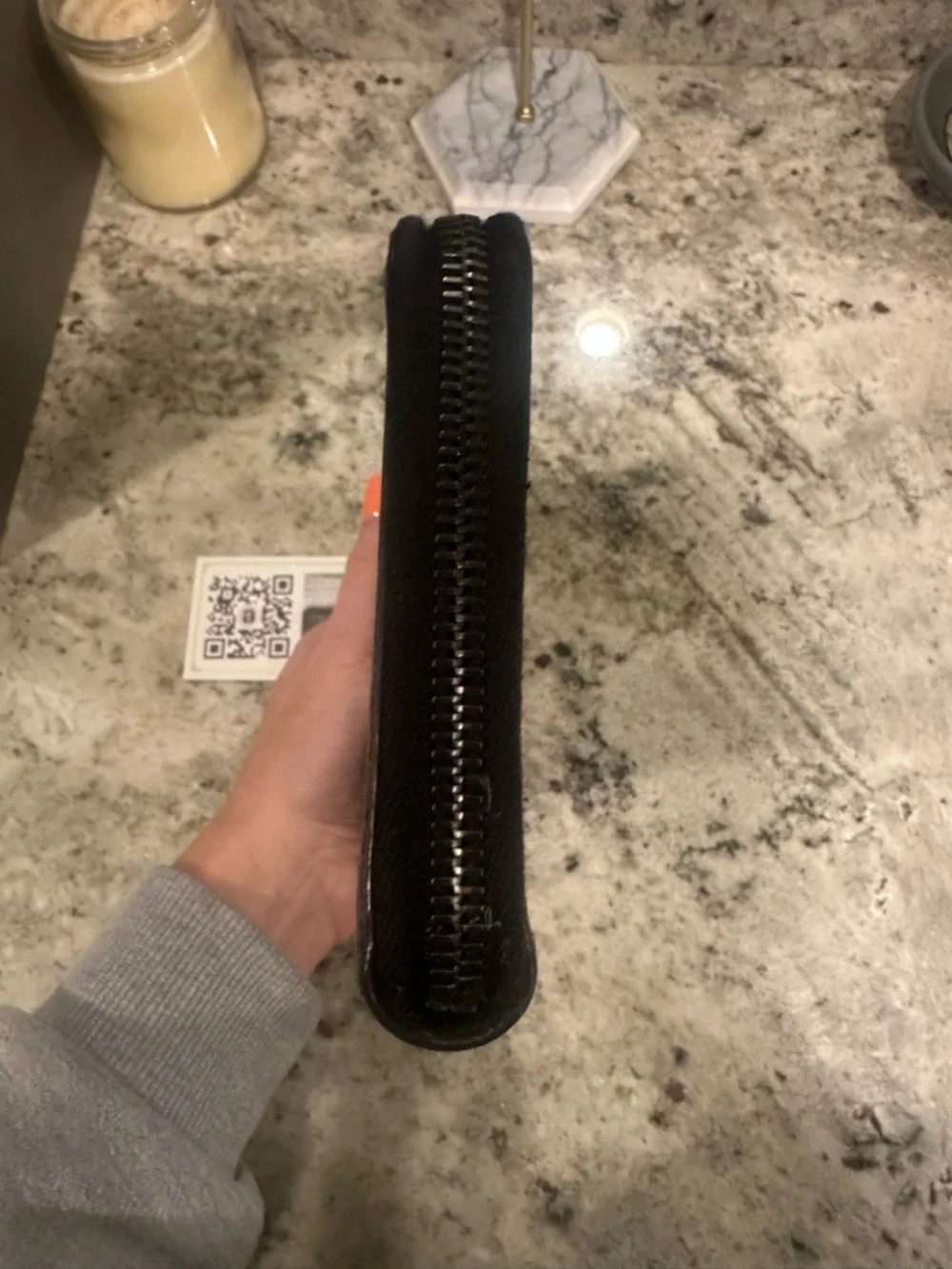 Saint Laurent Black Croc-Embossed Zip Around Wallet with YSL Logo - Picture 7 of 12